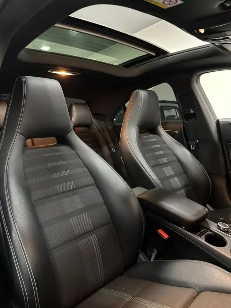 MERCEDES-BENZ CLA 200 1.6 16V 4P CGI 7-G TRONIC DCT AUTOMTICO, Foto 13