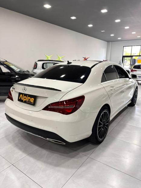 MERCEDES-BENZ CLA 200 1.6 16V 4P CGI 7-G TRONIC AUTOM�TICO DCT, Foto 6