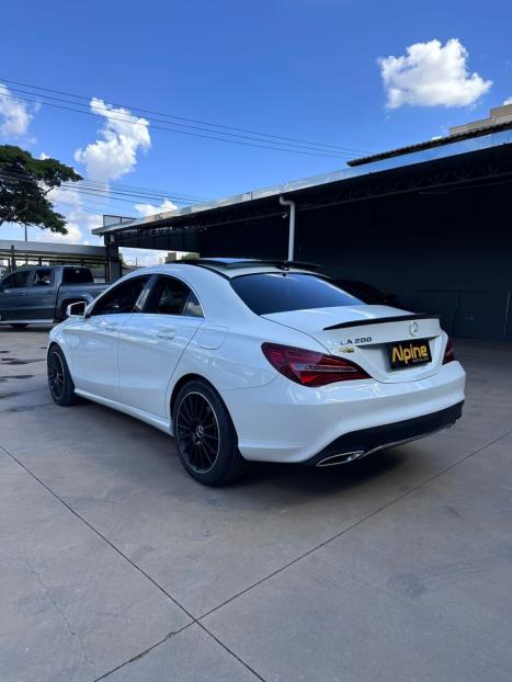 MERCEDES-BENZ CLA 200 1.6 16V 4P CGI 7-G TRONIC AUTOM�TICO DCT, Foto 7