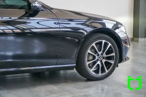 MERCEDES-BENZ E 300 2.0 16V 4P AVANTGARDE 9G-TRONIC AUTOMÁTICO, Foto 11 MERCEDES-BENZ E 300 2.0 16V 4P AVANTGARDE 9G-TRONIC AUTOMÁTICO, Foto 11