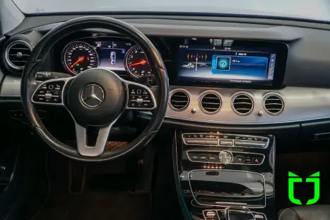 MERCEDES-BENZ E 300 2.0 16V 4P AVANTGARDE 9G-TRONIC AUTOMÁTICO, Foto 27 MERCEDES-BENZ E 300 2.0 16V 4P AVANTGARDE 9G-TRONIC AUTOMÁTICO, Foto 27