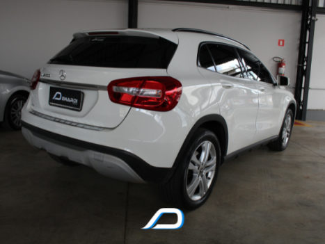 MERCEDES-BENZ GLA 200 1.6 16V 4P CGI STYLE TURBO AUTOMÁTICO, Foto 7 MERCEDES-BENZ GLA 200 1.6 16V 4P CGI STYLE TURBO AUTOMÁTICO, Foto 7