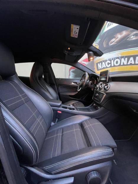 MERCEDES-BENZ GLA 200 1.6 16V 4P CGI ADVANCE TURBO AUTOMTICO, Foto 22