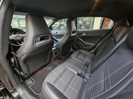 MERCEDES-BENZ GLA 200 1.6 16V 4P FLEX CGI NIGHT TURBO AUTOMTICO, Foto 11