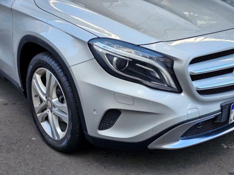 MERCEDES-BENZ GLA 200 1.6 16V 4P FLEX CGI ADVANCE TURBO AUTOM�TICO, Foto 16