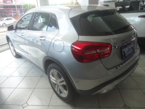 MERCEDES-BENZ GLA 200 1.6 16V 4P FLEX CGI VISION TURBO AUTOM�TICO, Foto 5