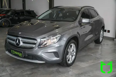 MERCEDES-BENZ GLA 200 1.6 16V 4P CGI STYLE TURBO AUTOM�TICO, Foto 3