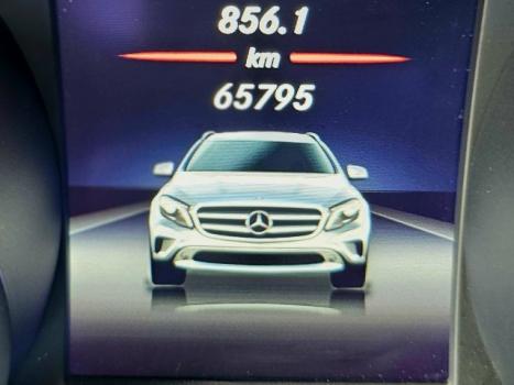 MERCEDES-BENZ GLA 250 2.0 16V 4P ENDURO TURBO AUTOMTICO, Foto 3