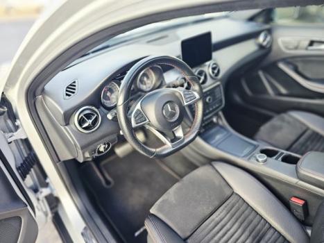 MERCEDES-BENZ GLA 250 2.0 16V 4P ENDURO TURBO AUTOMTICO, Foto 5