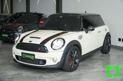 MINI Cooper 1.6 16V S TURBO AUTOM�TICO, Foto 3