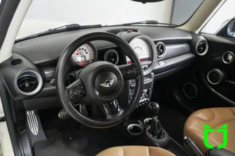 MINI Cooper 1.6 16V S TURBO AUTOM�TICO, Foto 9