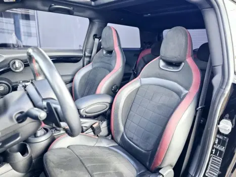 MINI Cooper 2.0 16V 4P TWINPOWER CLUBMAN JOHN COOPER WORKS ALL4 STEPTRONIC AUTOMÁTICO, Foto 16 MINI Cooper 2.0 16V 4P TWINPOWER CLUBMAN JOHN COOPER WORKS ALL4 STEPTRONIC AUTOMÁTICO, Foto 16