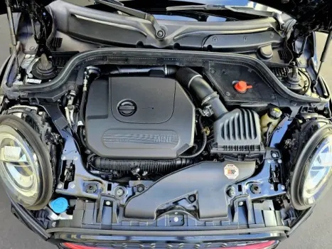 MINI Cooper 2.0 16V 4P TWINPOWER CLUBMAN JOHN COOPER WORKS ALL4 STEPTRONIC AUTOMÁTICO, Foto 22 MINI Cooper 2.0 16V 4P TWINPOWER CLUBMAN JOHN COOPER WORKS ALL4 STEPTRONIC AUTOMÁTICO, Foto 22