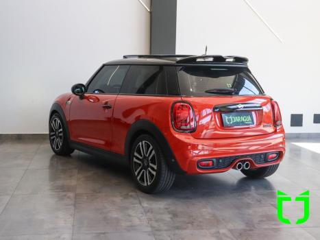 MINI Cooper 2.0 16V S TOP TURBO, Foto 4 MINI Cooper 2.0 16V S TOP TURBO, Foto 4