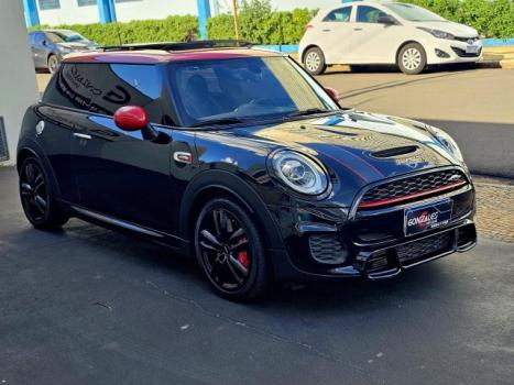 MINI Cooper 2.0 16V 4P TWINPOWER CLUBMAN JOHN COOPER WORKS ALL4 STEPTRONIC AUTOM�TICO, Foto 12