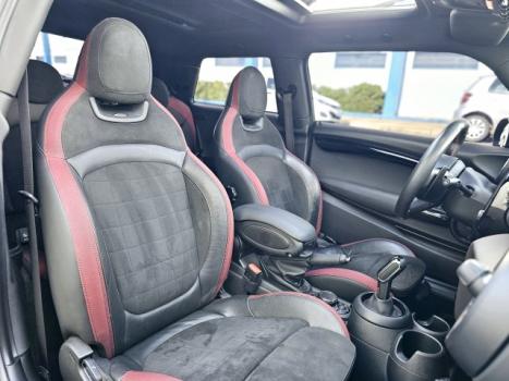 MINI Cooper 2.0 16V 4P TWINPOWER CLUBMAN JOHN COOPER WORKS ALL4 STEPTRONIC AUTOM�TICO, Foto 18