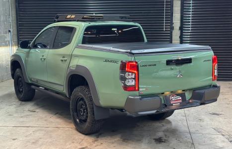 MITSUBISHI L 200 Savana 2.5 SAVANA 4X4 TURBO DIESEL CABINE DUPLA, Foto 6