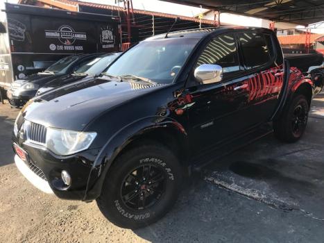 MITSUBISHI L 200 Triton 3.2 16V HPE 4X4 CABINE DUPLA TURBO DIESEL INTERCOOLER AUTOM�TICO, Foto 2