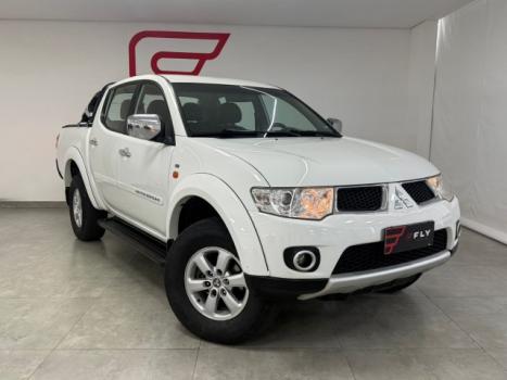 MITSUBISHI L 200 Triton 3.2 16V HPE 4X4 CABINE DUPLA TURBO DIESEL INTERCOOLER AUTOMTICO, Foto 2