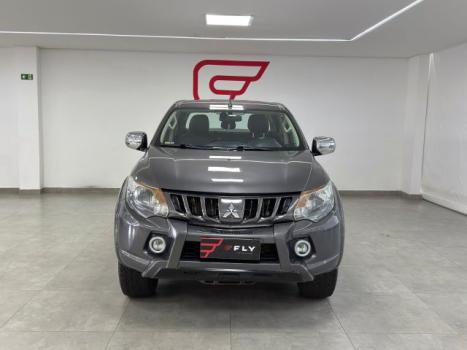 MITSUBISHI L 200 Triton 2.4 16V SPORT HPE-S 4X4 CABINE DUPLA TURBO DIESEL AUTOM�TICO, Foto 3