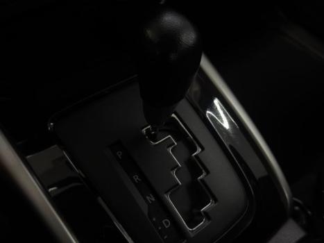 MITSUBISHI L 200 Triton 2.4 16V SPORT HPE-S 4X4 CABINE DUPLA TURBO DIESEL AUTOM�TICO, Foto 13