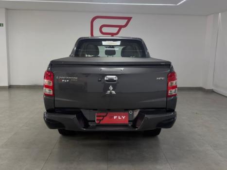 MITSUBISHI L 200 Triton 2.4 16V SPORT HPE-S 4X4 CABINE DUPLA TURBO DIESEL AUTOM�TICO, Foto 15