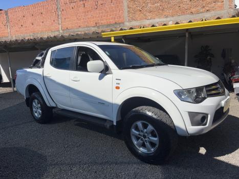 MITSUBISHI L 200 Triton 2.4 16V FLEX HLS CABINE DUPLA, Foto 9