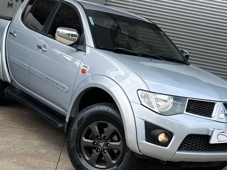 MITSUBISHI L 200 Triton 3.5 V6 HPE 4X4 FLEX CABINE DUPLA AUTOM�TICO, Foto 13