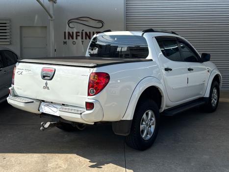 MITSUBISHI L 200 Triton 2.4 16V FLEX HLS CABINE DUPLA, Foto 4
