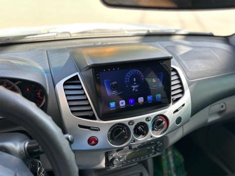 MITSUBISHI L 200 Triton 2.4 16V FLEX HLS CABINE DUPLA, Foto 7