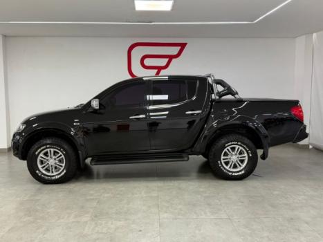 MITSUBISHI L 200 Triton 3.5 V6 HPE 4X4 FLEX CABINE DUPLA AUTOM�TICO, Foto 4