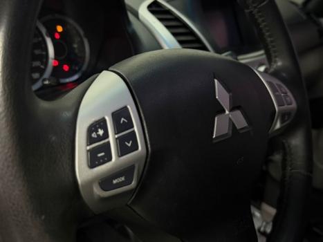 MITSUBISHI L 200 Triton 3.5 V6 HPE 4X4 FLEX CABINE DUPLA AUTOM�TICO, Foto 9