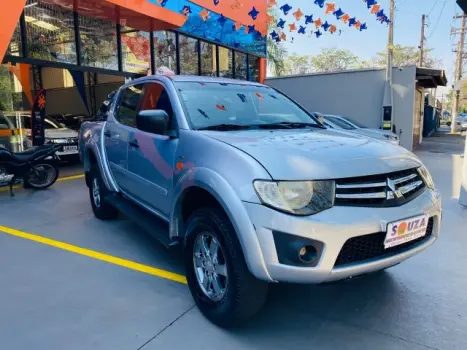 MITSUBISHI L 200 Triton 2.4 16V FLEX GL CABINE DUPLA, Foto 2