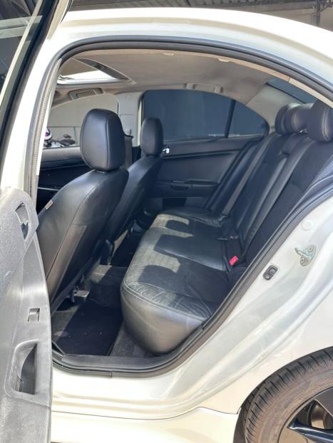 MITSUBISHI Lancer 2.0 16V 4P GT, Foto 12