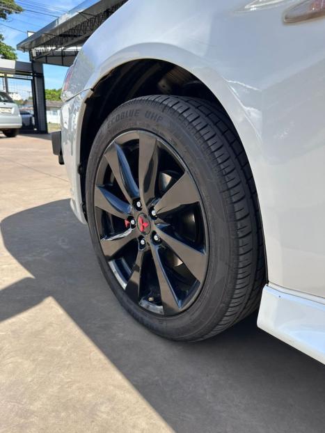 MITSUBISHI Lancer 2.0 16V 4P GT, Foto 14