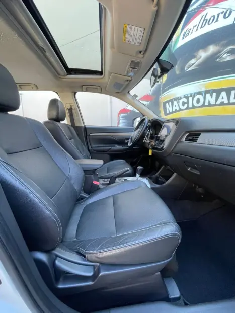 MITSUBISHI Outlander 2.0 16V 4P AUTOMTICO, Foto 18