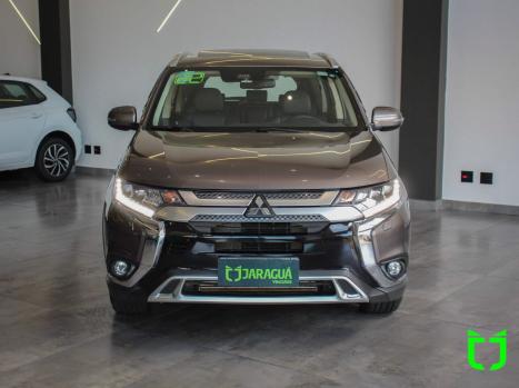 MITSUBISHI Outlander 2.2 16V 4P 4X4 HPE-S AWD DIESEL AUTOMTICO, Foto 2