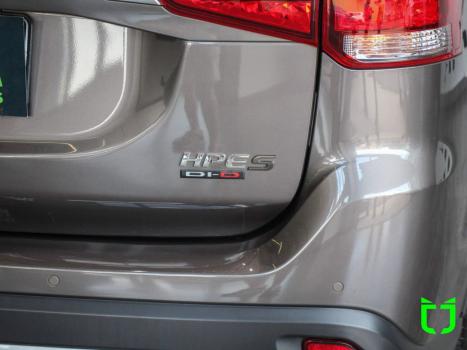 MITSUBISHI Outlander 2.2 16V 4P 4X4 HPE-S AWD DIESEL AUTOMTICO, Foto 7