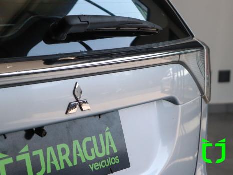 MITSUBISHI Outlander 2.0 16V 4P AUTOMTICO, Foto 9