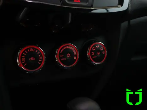 MITSUBISHI Outlander 2.0 16V 4P AUTOM�TICO, Foto 14