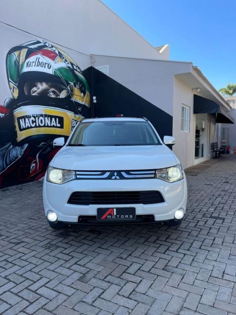 MITSUBISHI Outlander 2.0 16V 4P AUTOM�TICO, Foto 3
