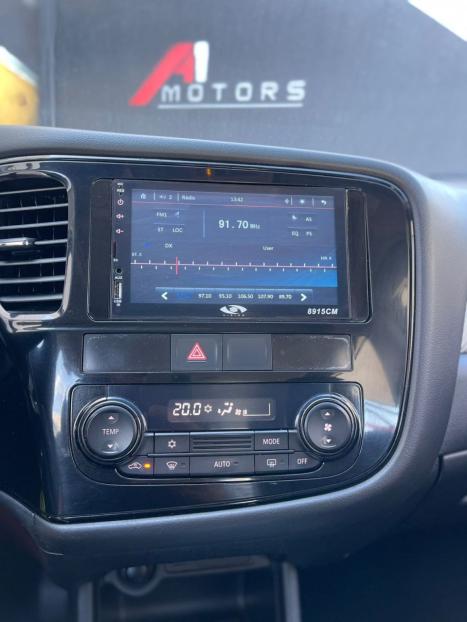 MITSUBISHI Outlander 2.0 16V 4P AUTOM�TICO, Foto 12