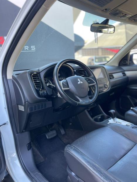 MITSUBISHI Outlander 2.0 16V 4P AUTOM�TICO, Foto 16