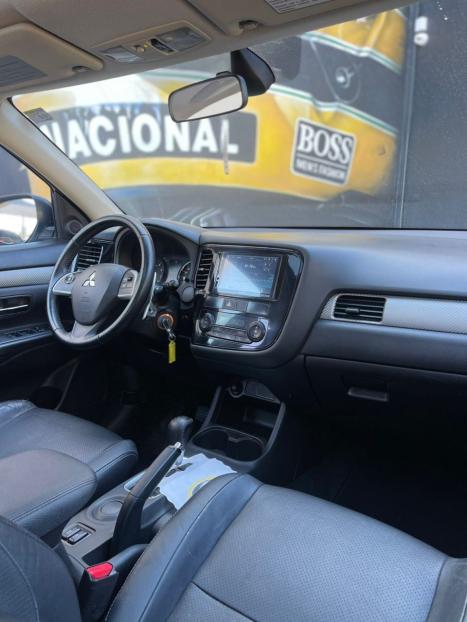 MITSUBISHI Outlander 2.0 16V 4P AUTOM�TICO, Foto 20
