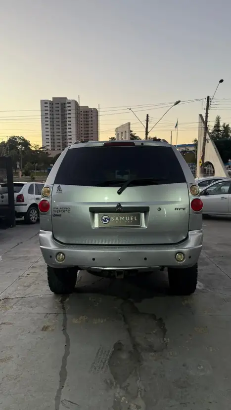 MITSUBISHI Pajero 3.5 V6 24V 4P 4X4 GLS AUTOMÁTICO, Foto 5 MITSUBISHI Pajero 3.5 V6 24V 4P 4X4 GLS AUTOMÁTICO, Foto 5