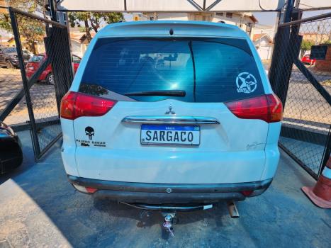 MITSUBISHI Pajero Dakar 3.2 16V 4P HPE S 4X4 TURBO DIESEL INTECOOLER 7 LUGARES AUTOMTICO, Foto 6