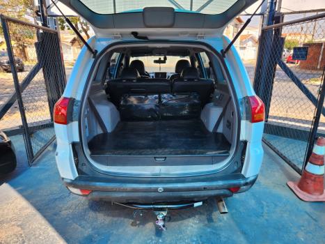 MITSUBISHI Pajero Dakar 3.2 16V 4P HPE S 4X4 TURBO DIESEL INTECOOLER 7 LUGARES AUTOMTICO, Foto 10