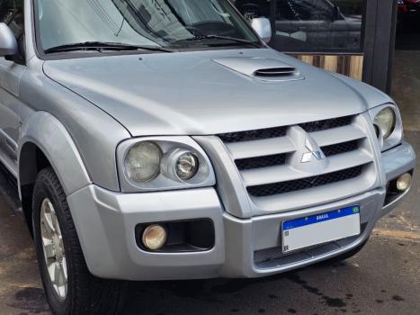 MITSUBISHI Pajero Sport 3.5 V6 24V 4P 4X4 HPE FLEX AUTOM�TICO, Foto 9