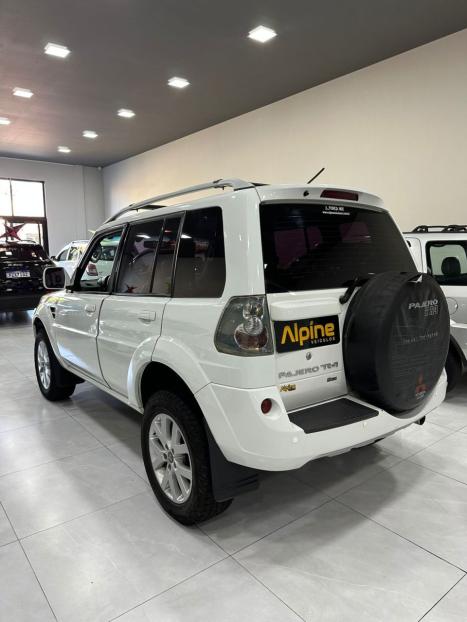 MITSUBISHI Pajero TR4 2.0 16V 4P AUTOMÁTICO, Foto 7 MITSUBISHI Pajero TR4 2.0 16V 4P AUTOMÁTICO, Foto 7