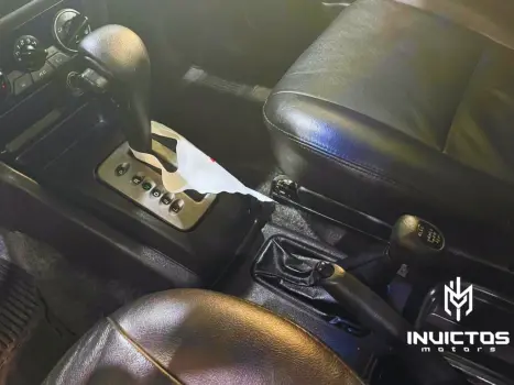 MITSUBISHI Pajero TR4 2.0 16V 4P 4X4 FLEX AUTOM�TICO, Foto 10